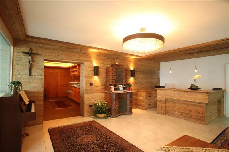 Hotel Panorama Tirolo Exterior photo