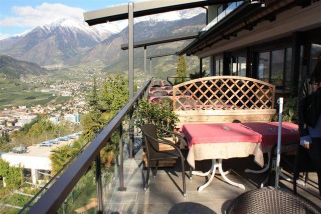 Hotel Panorama Tirolo Exterior photo